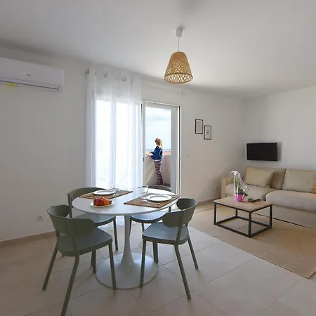Marina Di Bravone - 6 Personnes Rdc N9 Apartment Linguizzetta